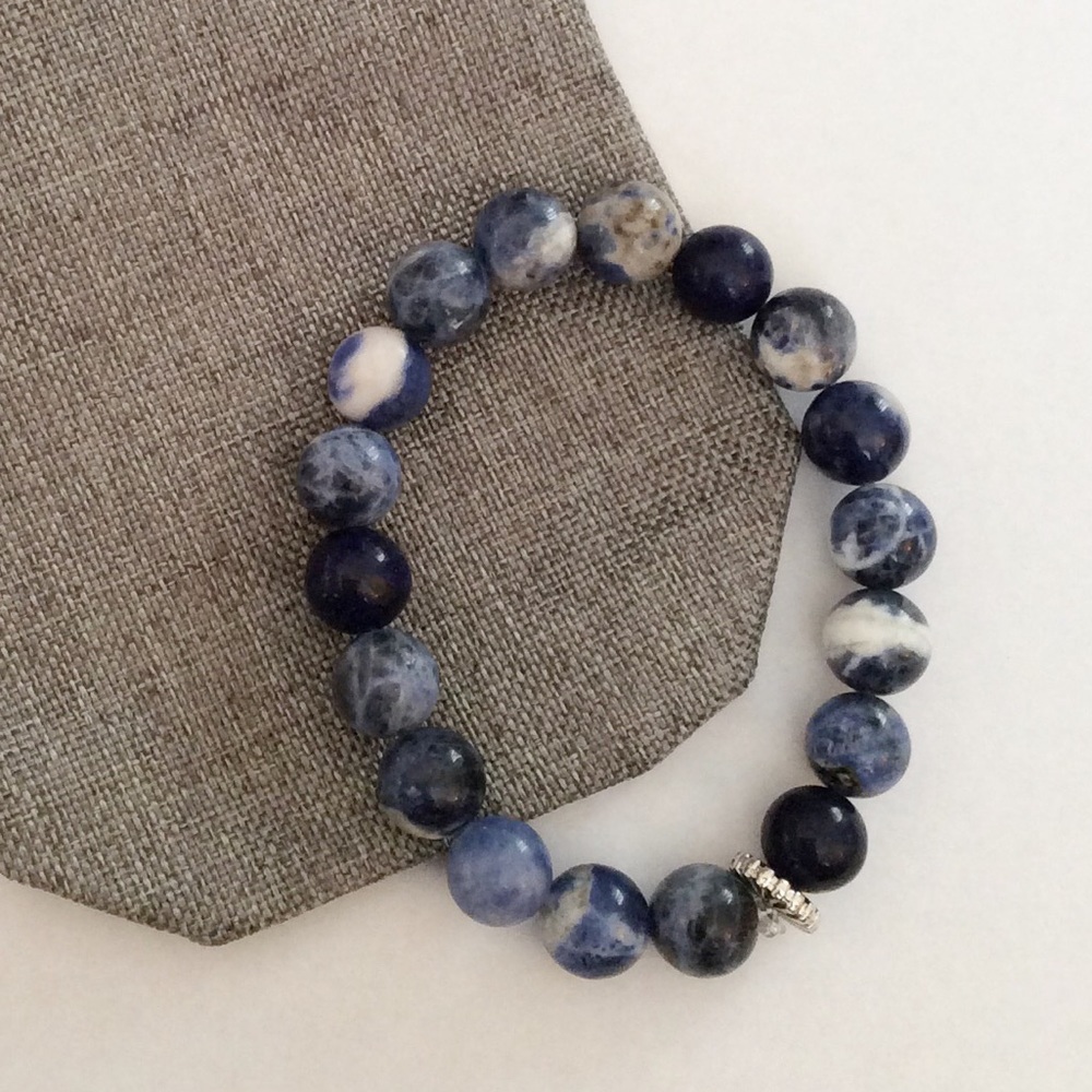 Semi Precious Bead stretch bracelet.